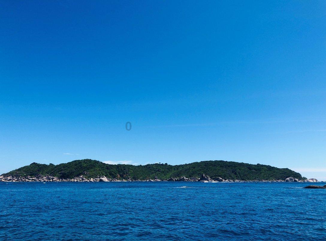 逃出昏暗的地下室